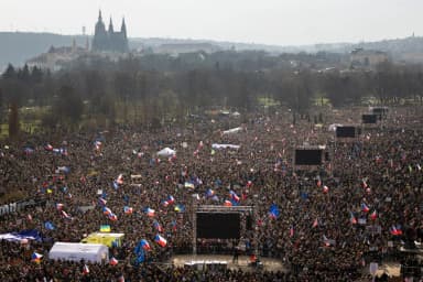 Tens of thousands of demonstrators fill Letná Plain in Prague during an anti-government protest on March 21, 2026. Photo: Michal Turek/AP