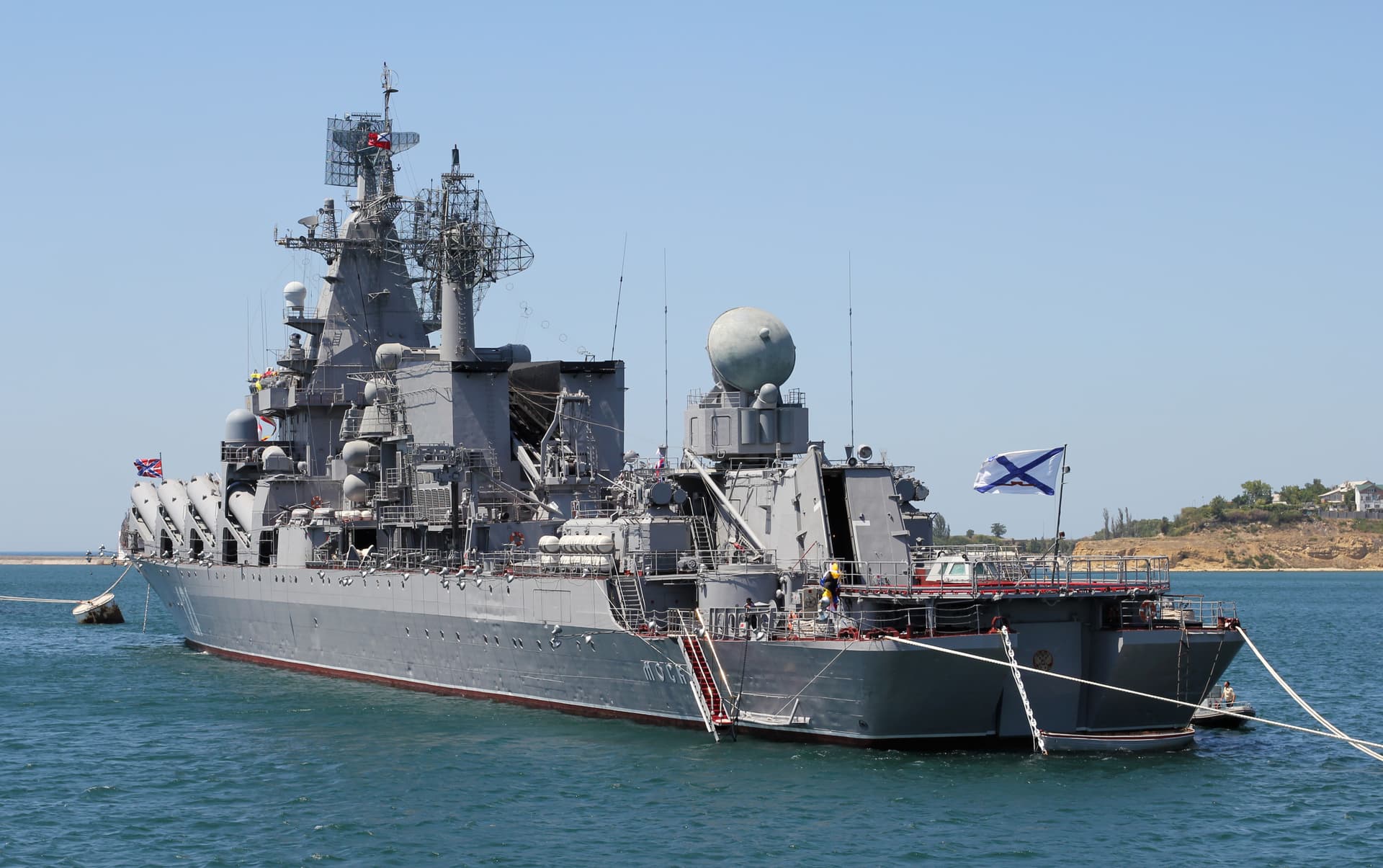 Russian guided-missile cruiser Moskva at sea, representative of the naval power Russia has threatened to deploy to protect its sanctioned shadow fleet tankers from European seizure operations